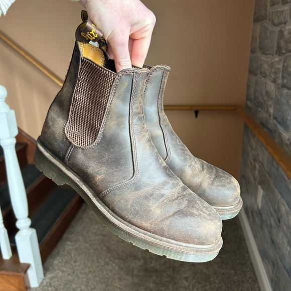 Dr. Martens Shoes - Dr. Marten 2976 Chelsea Boots, Brown, Women’s 10, Men’s 9